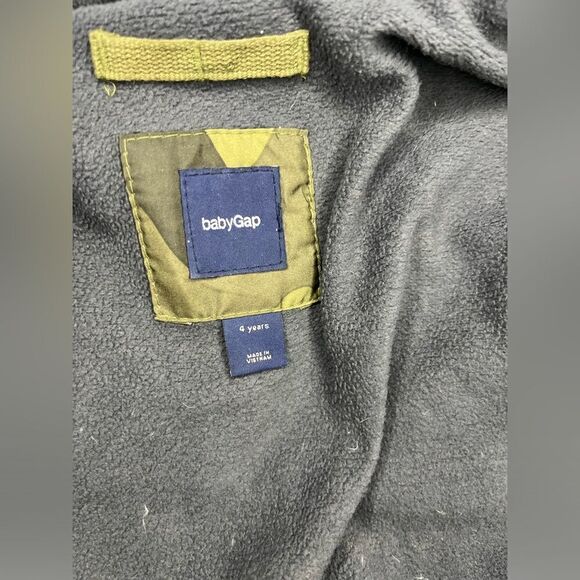 Baby Gap PrimaLoft Luxe camo classic puffer jacket sz 4 - Picture 3 of 5